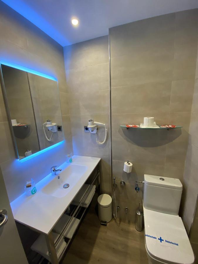 Hotel Escuela Madrid Eksteriør billede