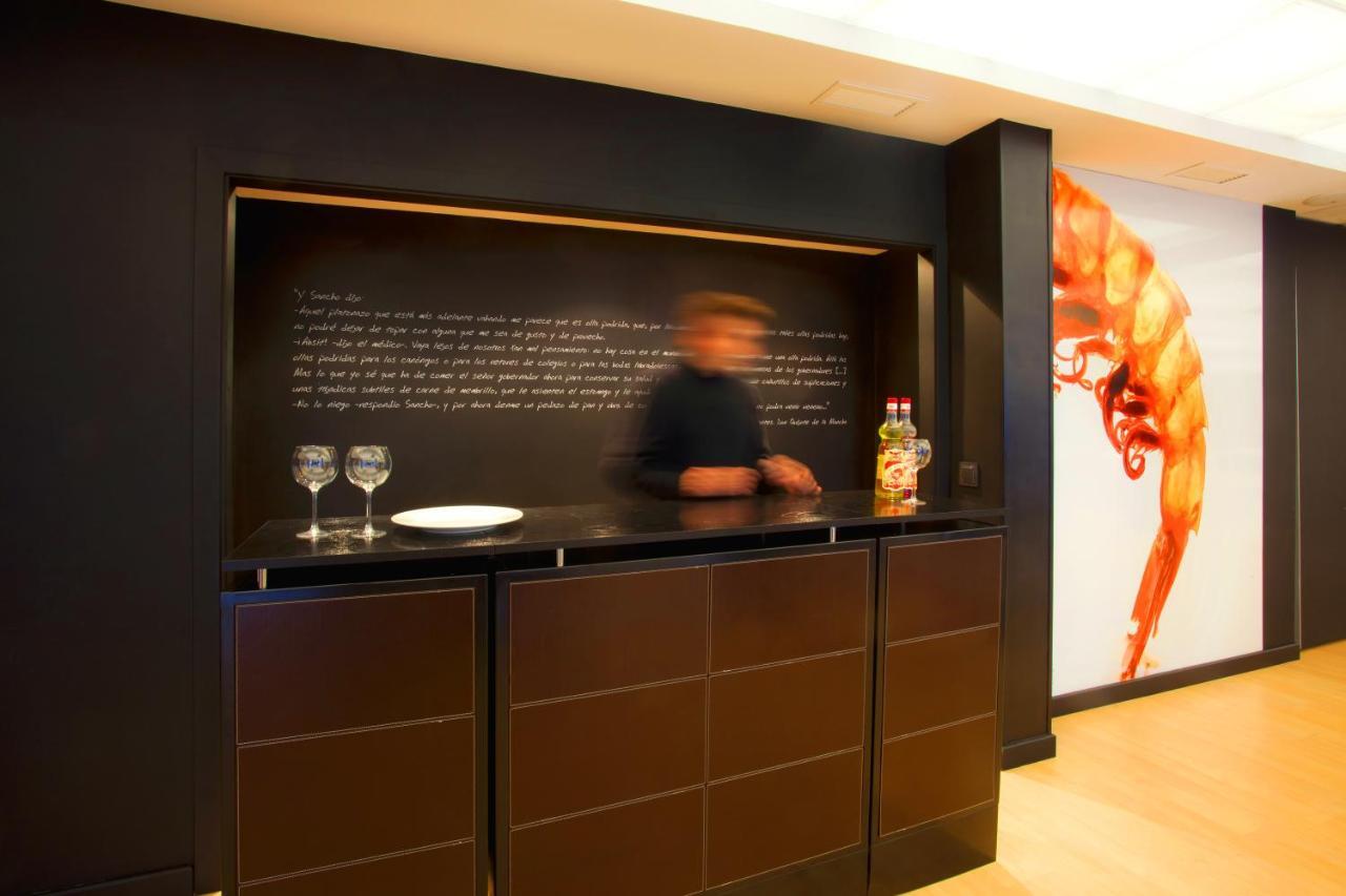 Hotel Escuela Madrid Eksteriør billede