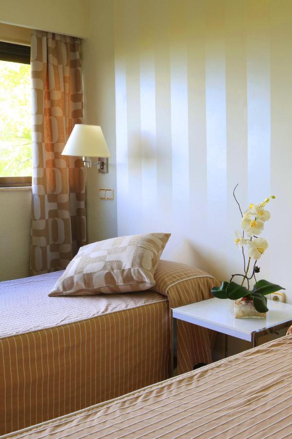 Hotel Escuela Madrid Eksteriør billede